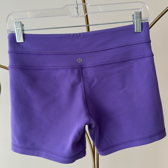 Lululemon Reversible workout shorts - Picture 4 of 4